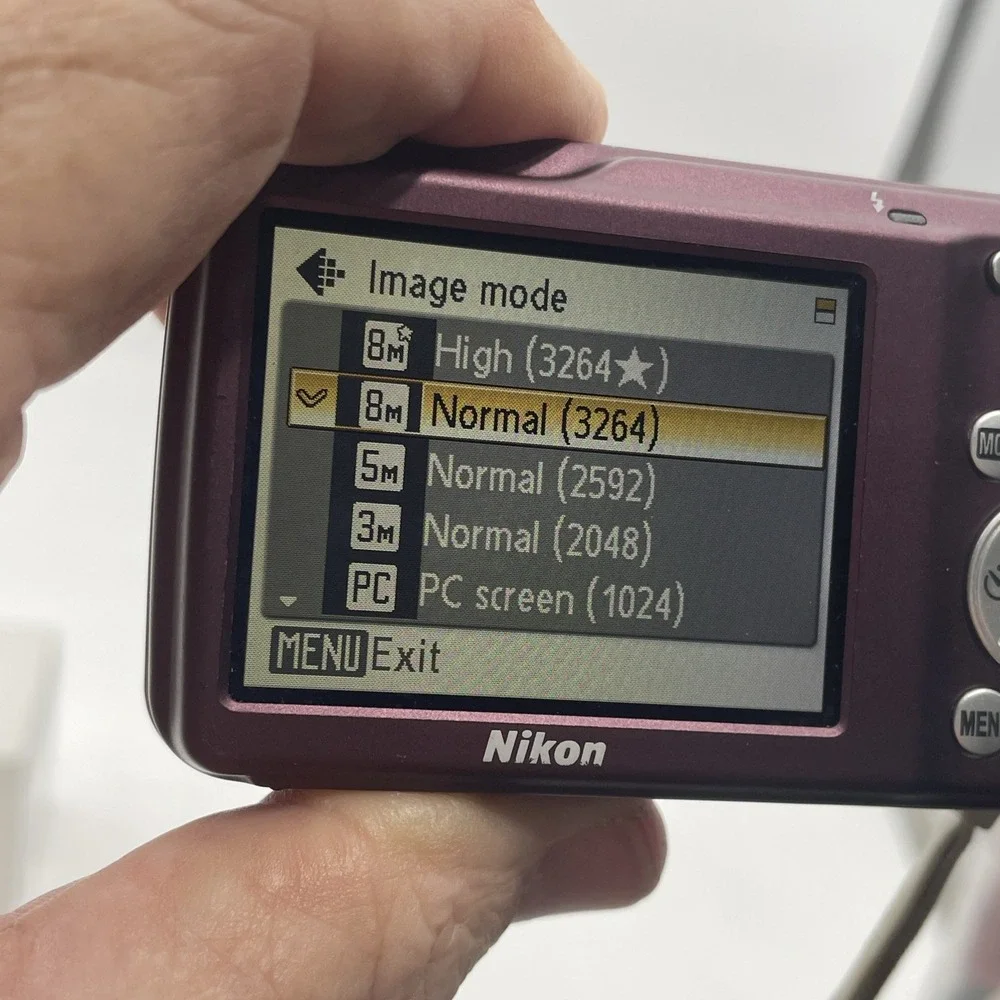 Nikon coolpix s210